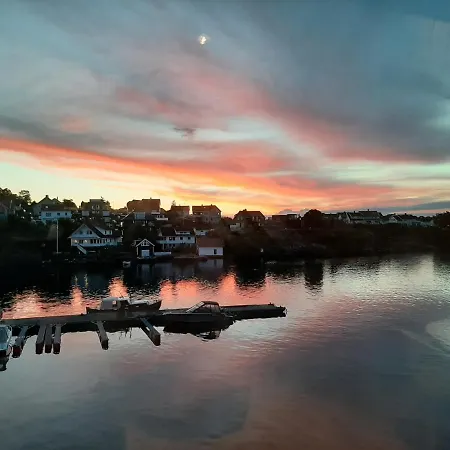 Lovely In Maritime Surroundings Near Apartment