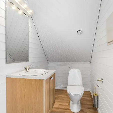 Lovely In Maritime Surroundings Near Apartment *